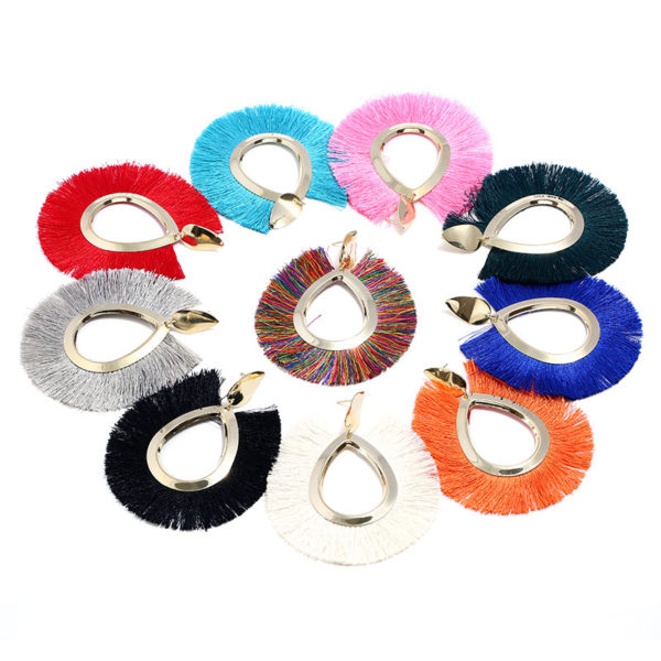 Boucle d'oreille en coton en forme d'éventail – Image 7