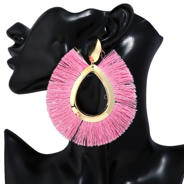 Boucle d'oreille en coton en forme d'éventail – Image 6